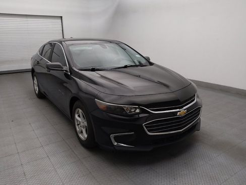 Used 2018 Chevrolet Malibu LS FWD image 13