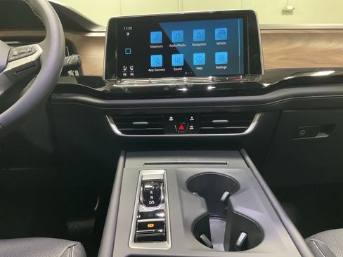 New 2026 Volkswagen Atlas SE image 12