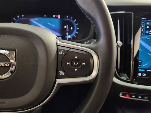 Used 2024 Volvo S60 B5 Core image 29