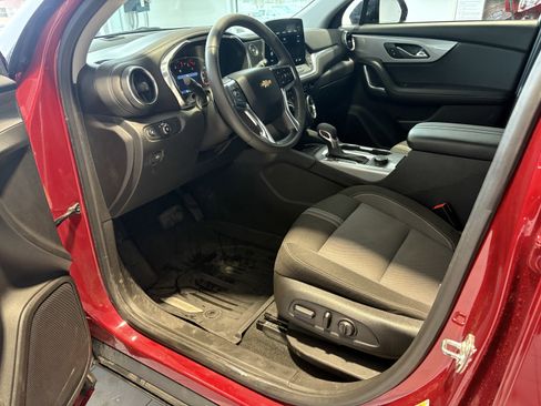 Used 2024 Chevrolet Blazer LT w/ Convenience Package image 7