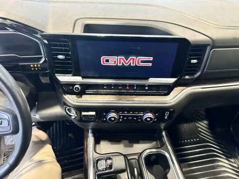 Used 2023 GMC Sierra 1500 Elevation image 10