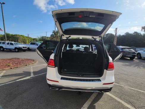 Used 2016 Mercedes-Benz GLE 350 4MATIC w/ Premium Package image 16