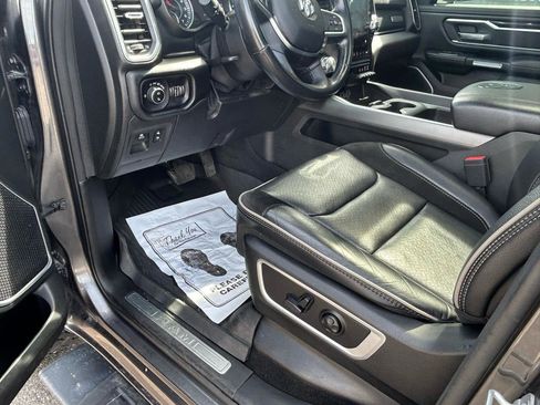 Used 2021 RAM 1500 Laramie w/ Sport Appearance Package AWD/4WD image 10