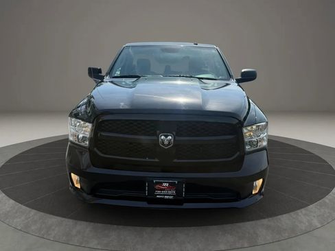Used 2017 RAM 1500 Express AWD/4WD image 4