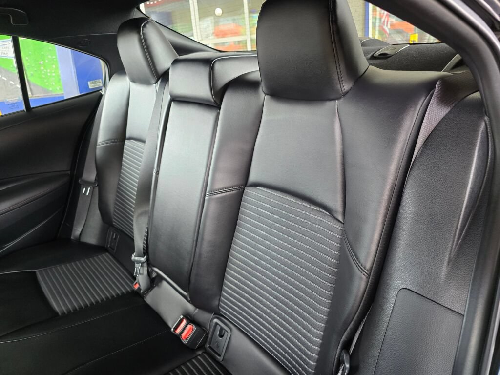 Used 2024 Toyota Corolla XSE FWD image 17