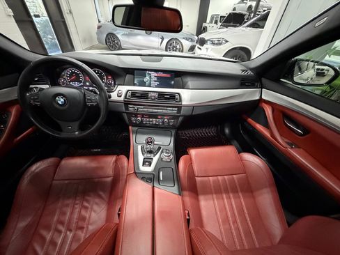 Used 2013 BMW M5 RWD image 14