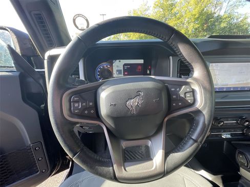 Used 2023 Ford Bronco Outer Banks image 15