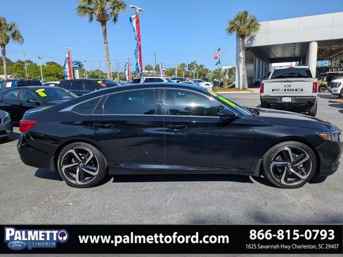 Used 2019 Honda Accord Sport image 3