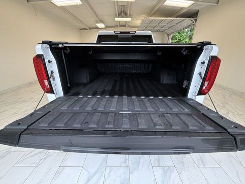 Used 2021 GMC Sierra 1500 SLT w/ SLT Convenience Package AWD/4WD image 27