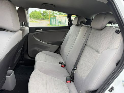 Used 2016 Hyundai Accent SE FWD image 10