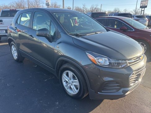 Used 2019 Chevrolet Trax LS image 6