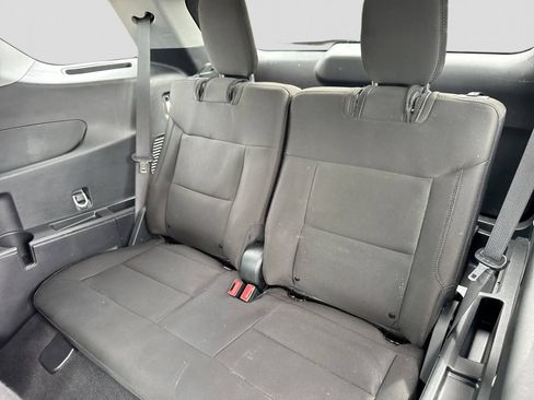 Certified 2023 Ford Explorer XLT AWD/4WD image 23