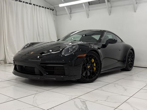 Certified 2023 Porsche 911 Carrera GTS RWD image 7
