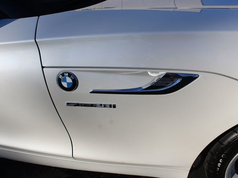 Used 2016 BMW Z4 sDrive28i image 14