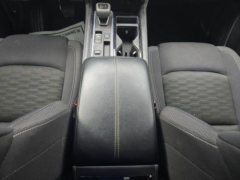 Used 2023 Nissan Pathfinder SV w/ SV Premium Package FWD image 14