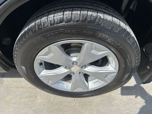 Used 2014 Subaru Forester 2.5i Premium w/ All-Weather Package image 24