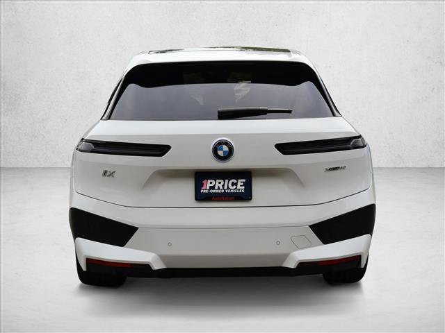 Certified 2023 BMW iX xDrive50 w/ Sport Package AWD/4WD image 9