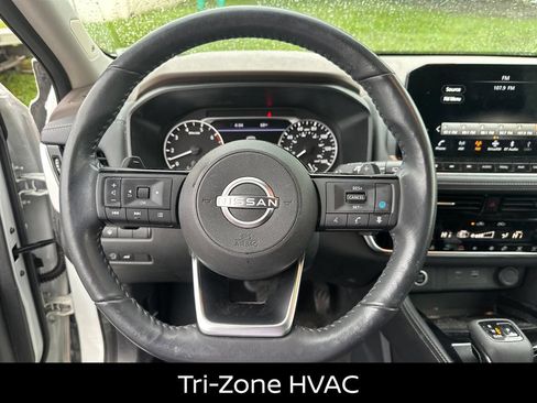 Certified 2023 Nissan Rogue SL w/ SL Premium Package AWD/4WD image 13
