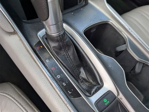 Used 2019 Honda Accord LX image 10