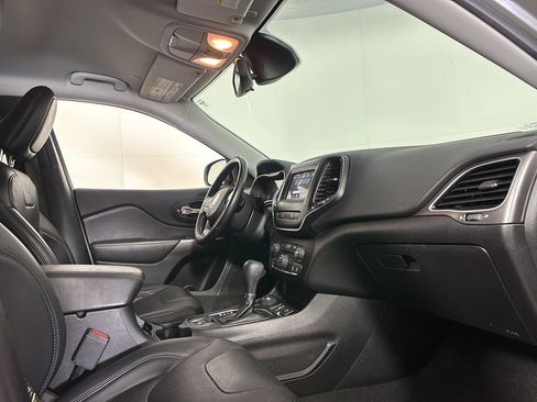 Used 2020 Jeep Cherokee Latitude Lux w/ Quick Order Package 26H Lux AWD/4WD image 15