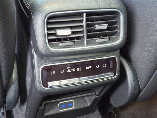 Used 2025 Mercedes-Benz GLE 450 4MATIC image 18
