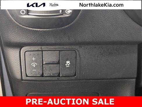 Used 2016 Kia Soul image 13