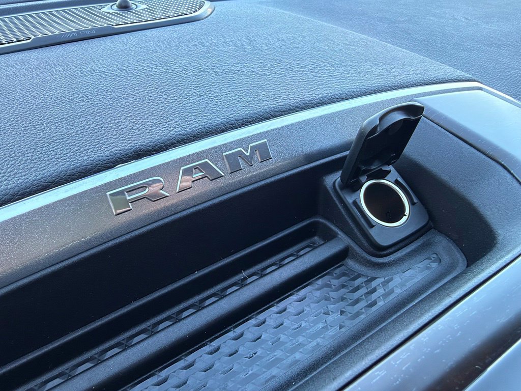 Used 2022 RAM 1500 Laramie AWD/4WD image 34