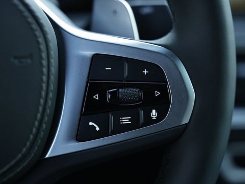 New 2026 BMW X6 xDrive40i w/ Premium Package image 34