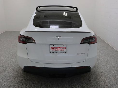 Used 2021 Tesla Model Y Performance image 8