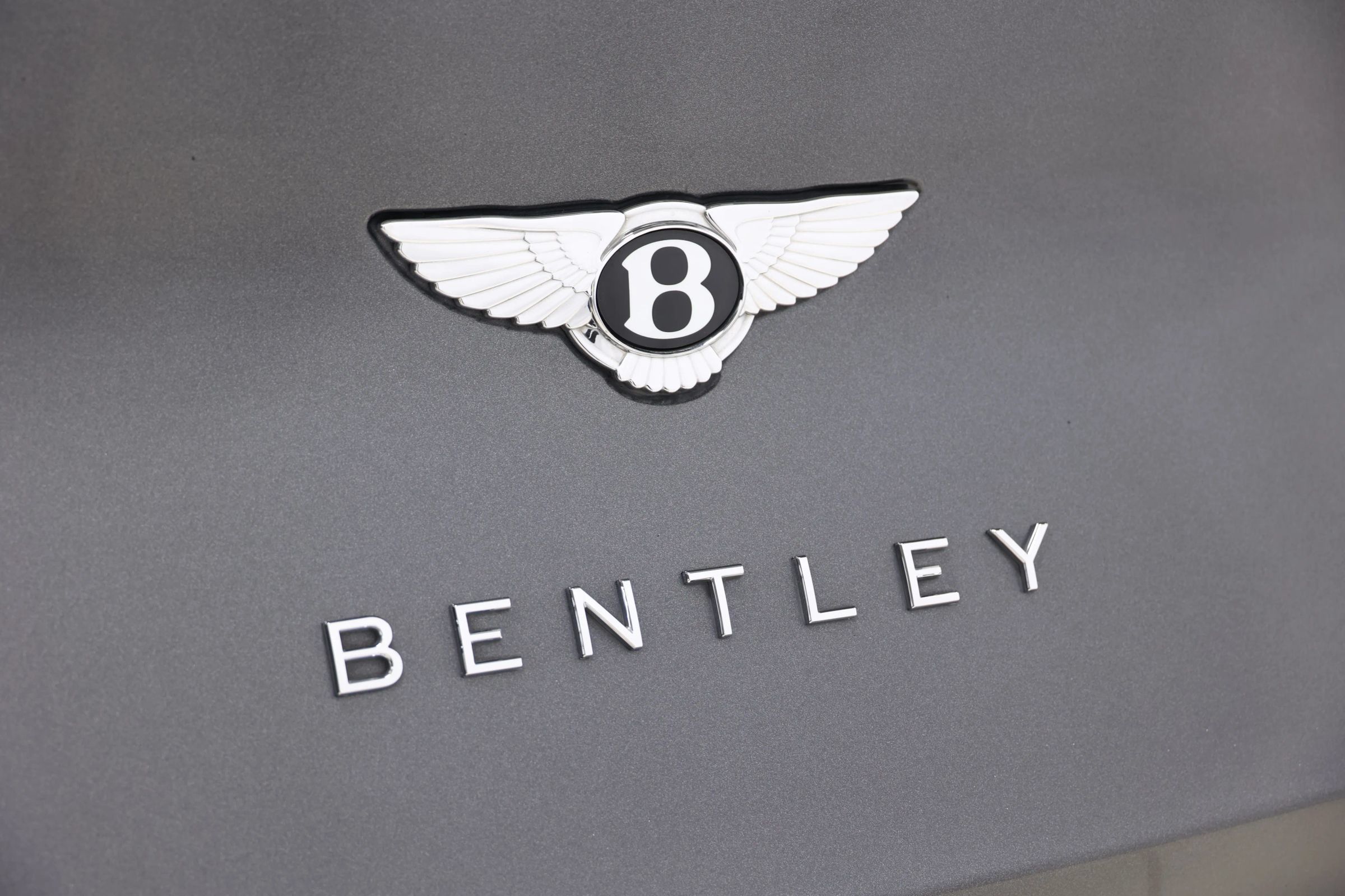 Used 2023 Bentley Bentayga Extended Wheelbase AWD/4WD image 95
