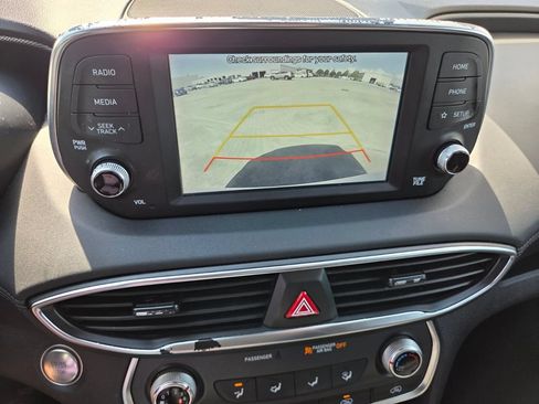 Used 2020 Hyundai Santa Fe SEL AWD/4WD image 16
