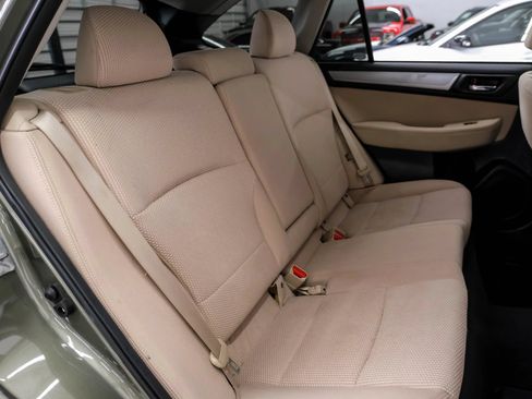 Used 2019 Subaru Outback 2.5i Premium AWD/4WD image 31