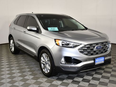 Used 2021 Ford Edge Titanium w/ Class II Trailer Tow Package AWD/4WD image 3