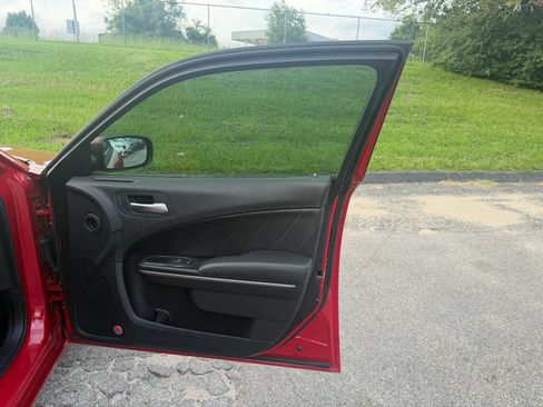 Used 2015 Dodge Charger SXT w/ Plus Group RWD image 12