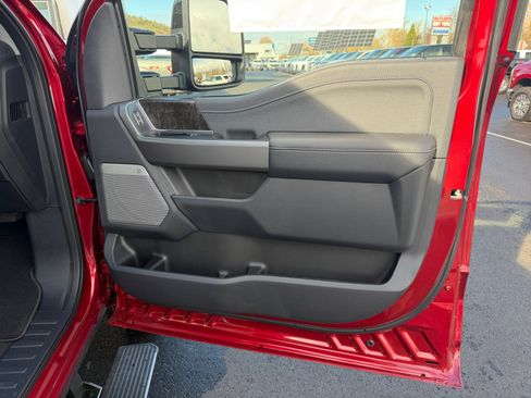 New 2026 Ford F250 Lariat image 16