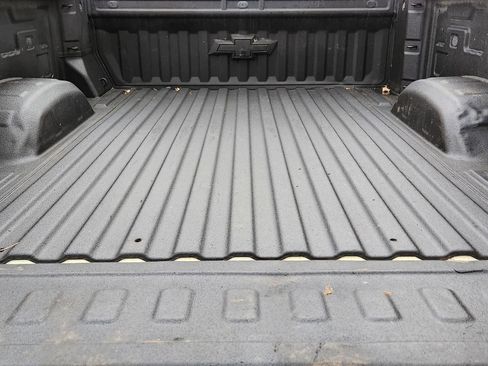 Used 2022 Chevrolet Silverado 2500 Custom w/ Custom Value Package image 35