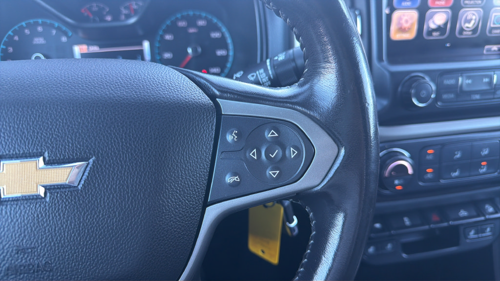 Used 2018 Chevrolet Colorado Z71 AWD/4WD image 23