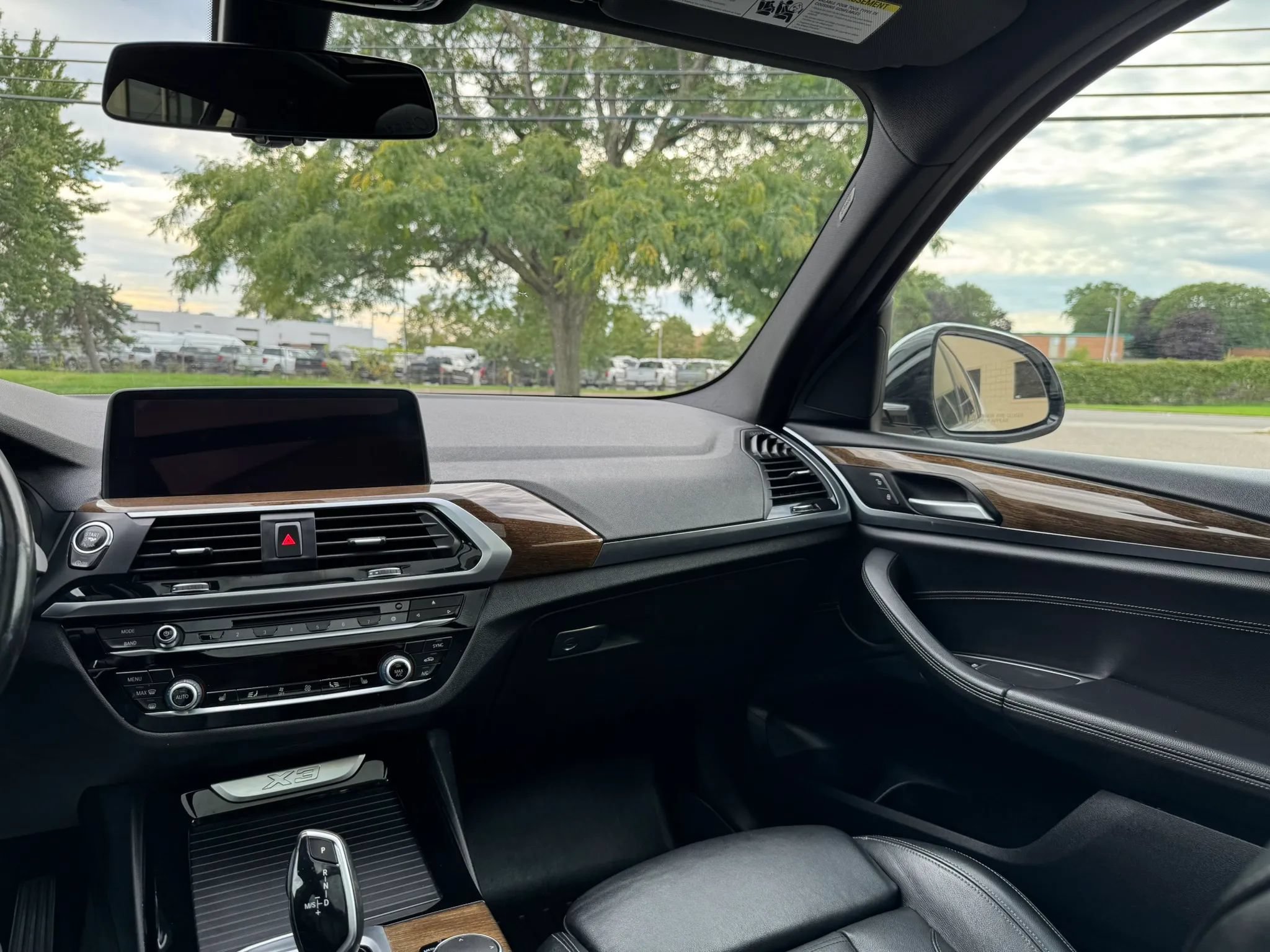 Used 2018 BMW X3 xDrive30i AWD/4WD image 16
