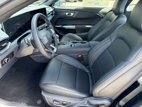 New 2025 Ford Mustang Premium image 18