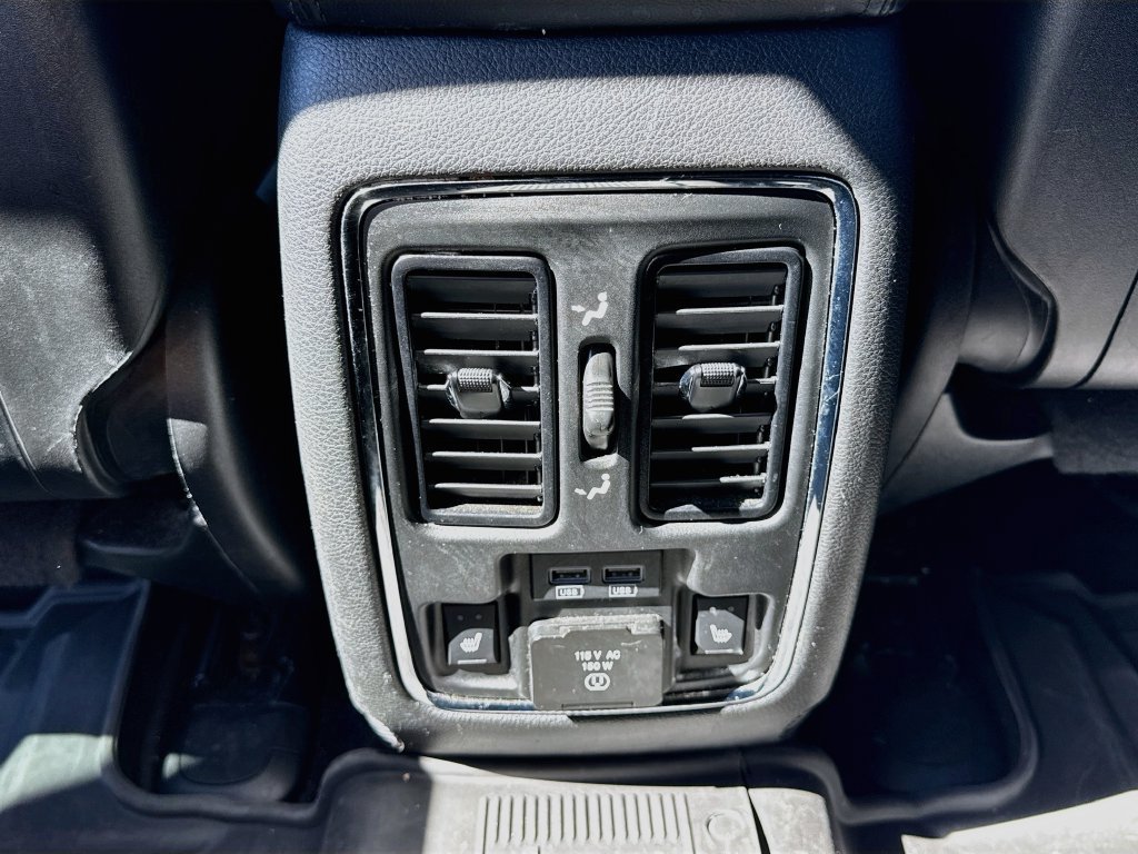 Used 2021 Jeep Grand Cherokee Limited w/ Luxury Group II AWD/4WD image 29