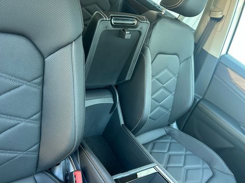 New 2026 Volkswagen Atlas SE image 34