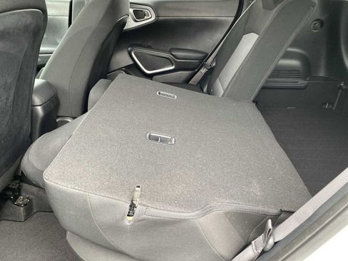 Used 2022 Kia Soul LX w/ Technology Package image 28