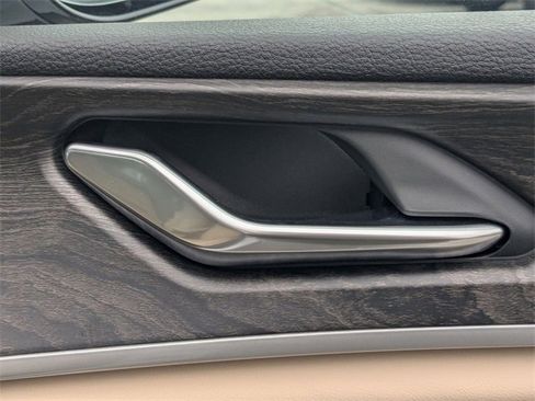 New 2026 Jeep Grand Cherokee Limited w/ Limited Altitude Package image 36