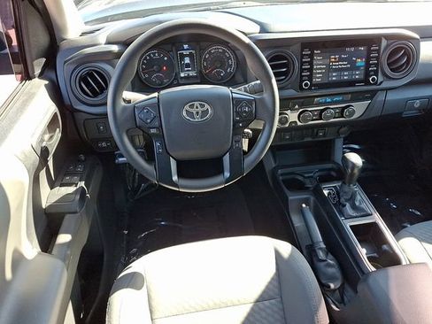 Used 2022 Toyota Tacoma SR image 14