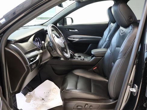 Used 2023 Cadillac XT4 Premium Luxury w/ Cold Weather Package image 12