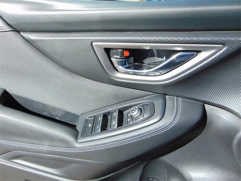 Used 2020 Subaru Forester Premium image 20