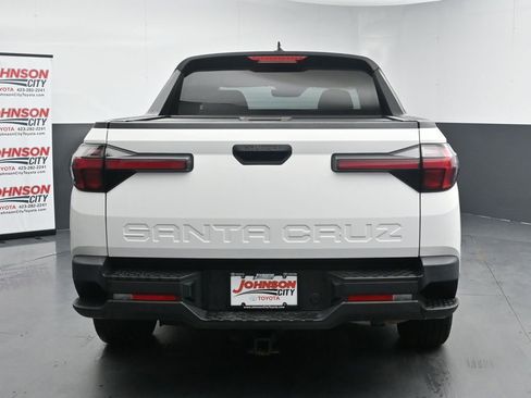 Used 2023 Hyundai Santa Cruz SEL FWD image 8