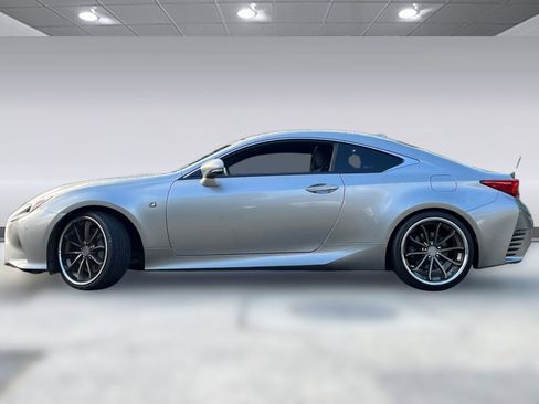 Used 2016 Lexus RC 200t image 2