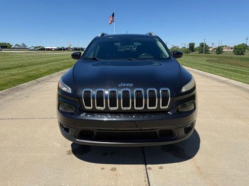 Used 2014 Jeep Cherokee Latitude w/ Cold Weather Group AWD/4WD image 10