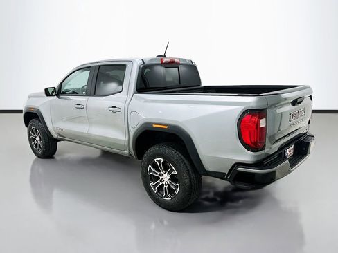 Used 2024 GMC Canyon AT4 w/ Technology Package AWD/4WD image 5